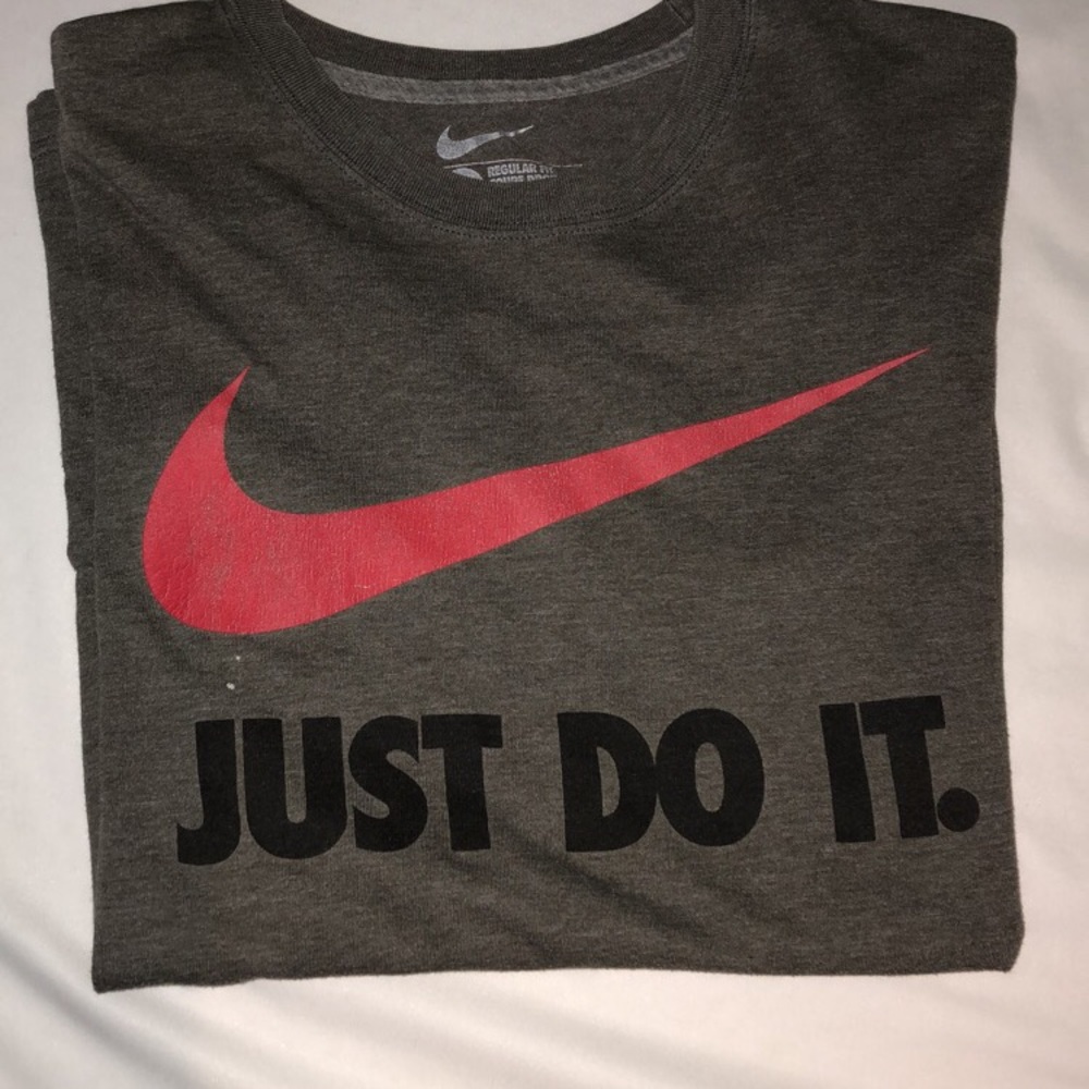 Nike t shirt